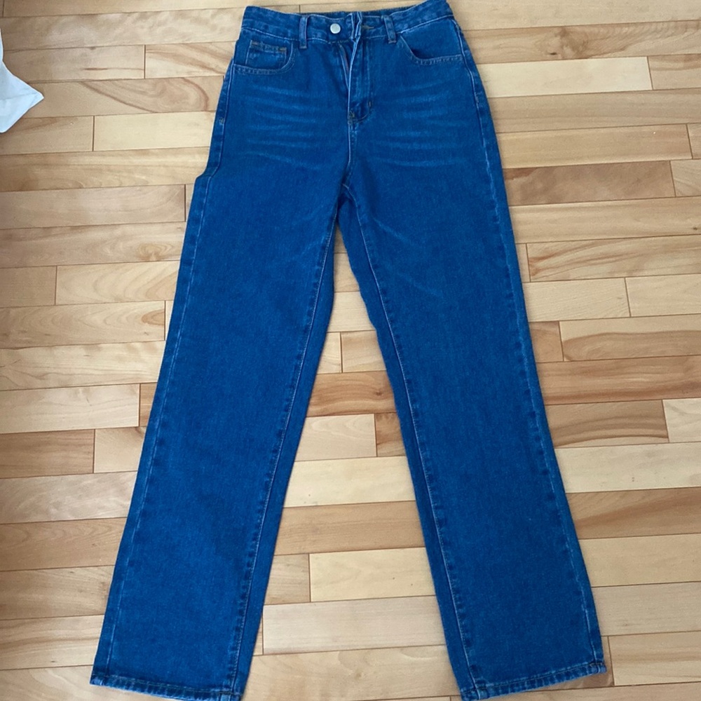 Brand new jeans! Medium-small oversized// great for adjusted or oversized look!!